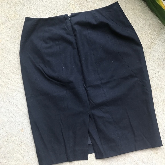 Bundle Of Ann Taylor 2P Work Pencil Skirts - Picture 7 of 8